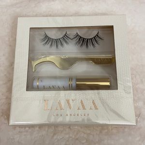 Lavaa Flirty Lash Set